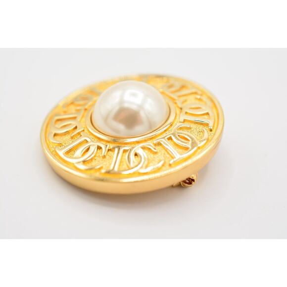 Christian Dior Vintage Logo Pin Brooch Pearl CD Monogram Gold Signed 1980s BinJ - Picture 6 of 12